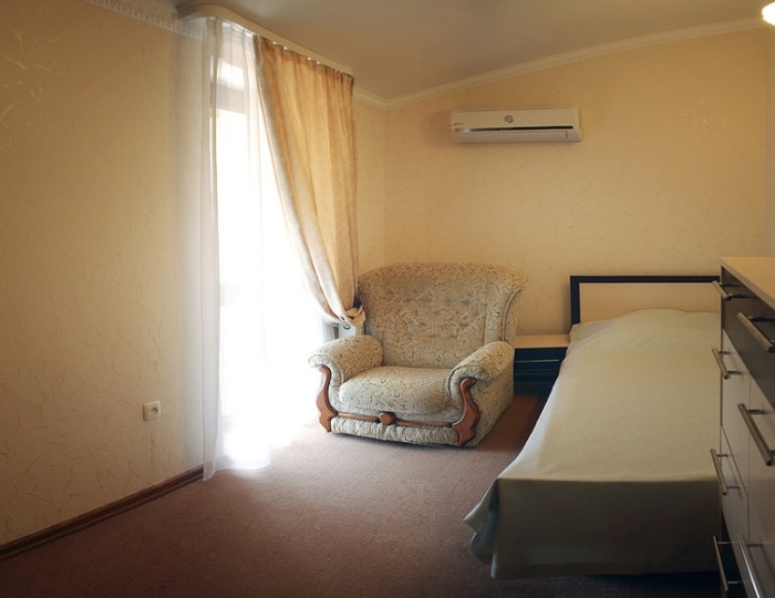 Апартаменты 4-местные 3-комнатные корпус В - Гостевой дом «Фламинго» Алушта